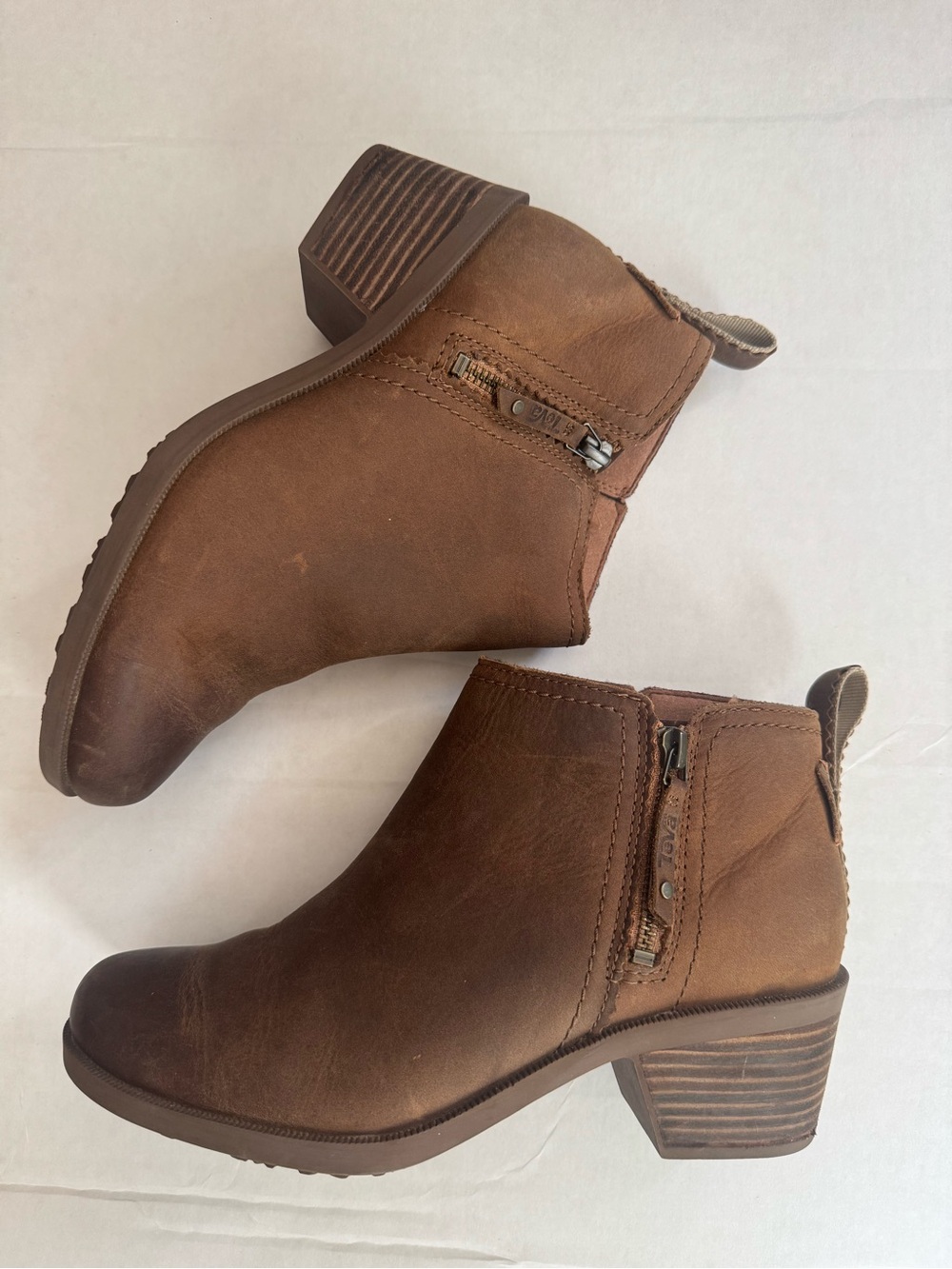 Teva Women Size 8 Anaya Side Zip Desert Taupe Leather Waterproof Booties Boots